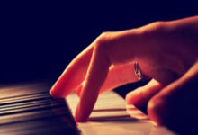 开门红!亚冬会冰壶混合双人循环赛中国队取首胜人民日报客户端.